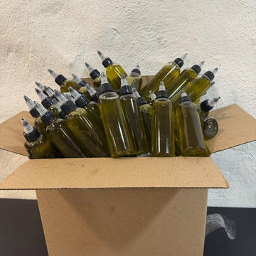 50 bottles of 4 oz Wholesale Hair Growth Oil – 50 Bottle Bundle (Natural Herbal Formula)
